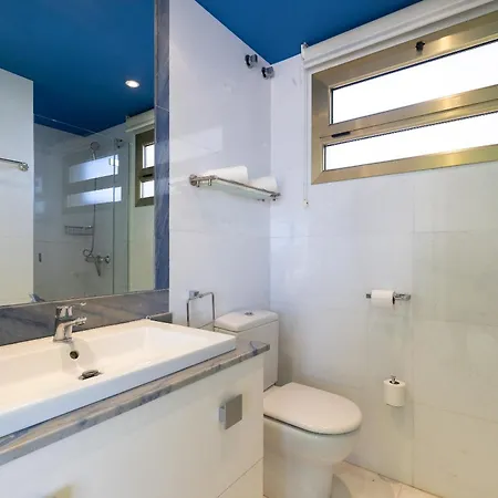 Apartment Uhc Acacias *