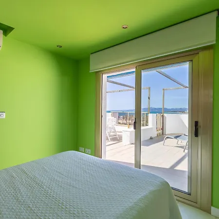 Uhc Acacias Apartment